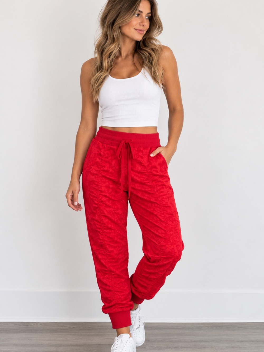 Athleta Attitude Lined Textured Jogger Pants Size 4 Pink Red